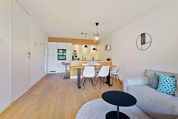 Medium property photo - Leeuwendalersweg 614, 1061 BJ Amsterdam